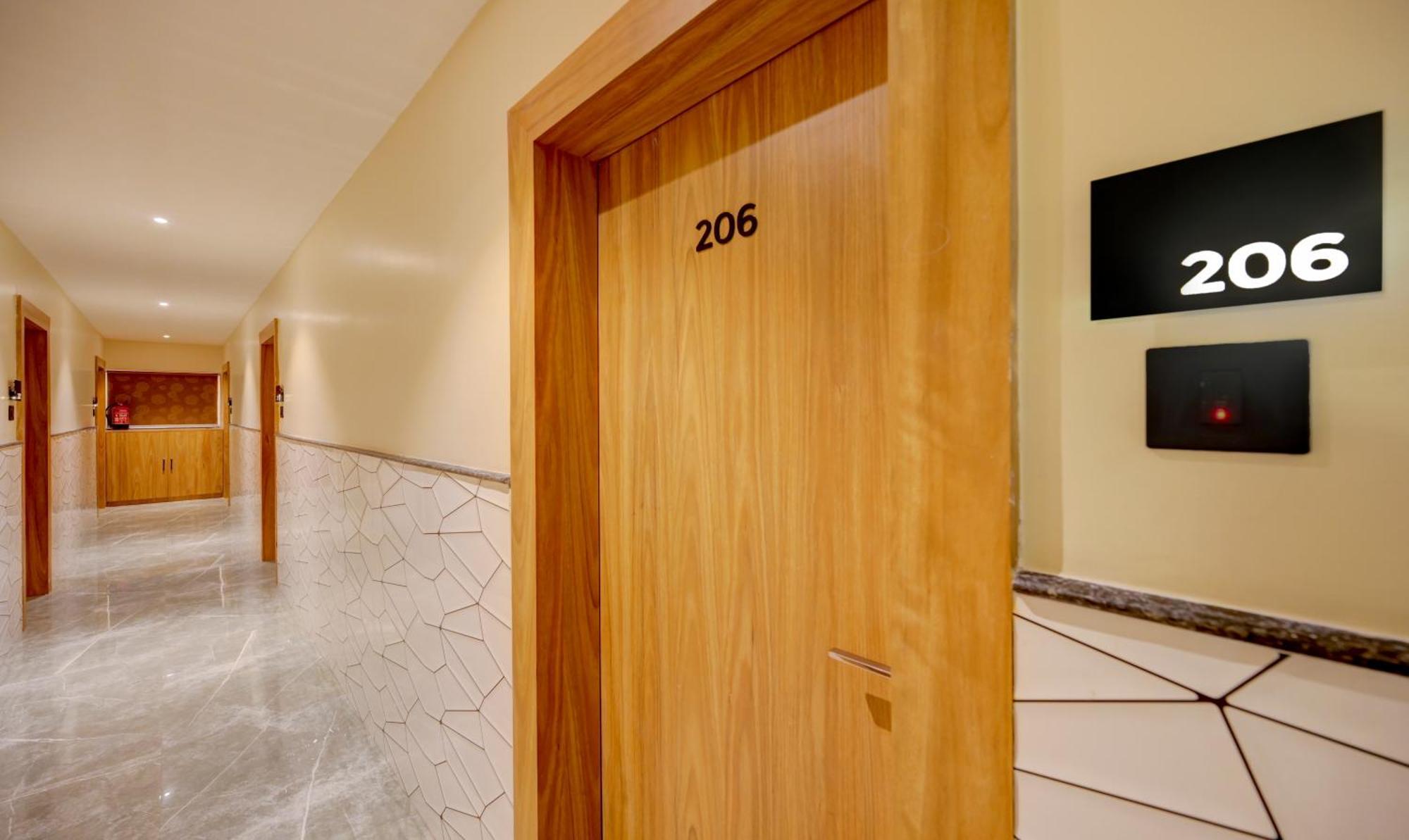 Hotel Treebo Aasma Downtown Bhubaneswar Zewnętrze zdjęcie